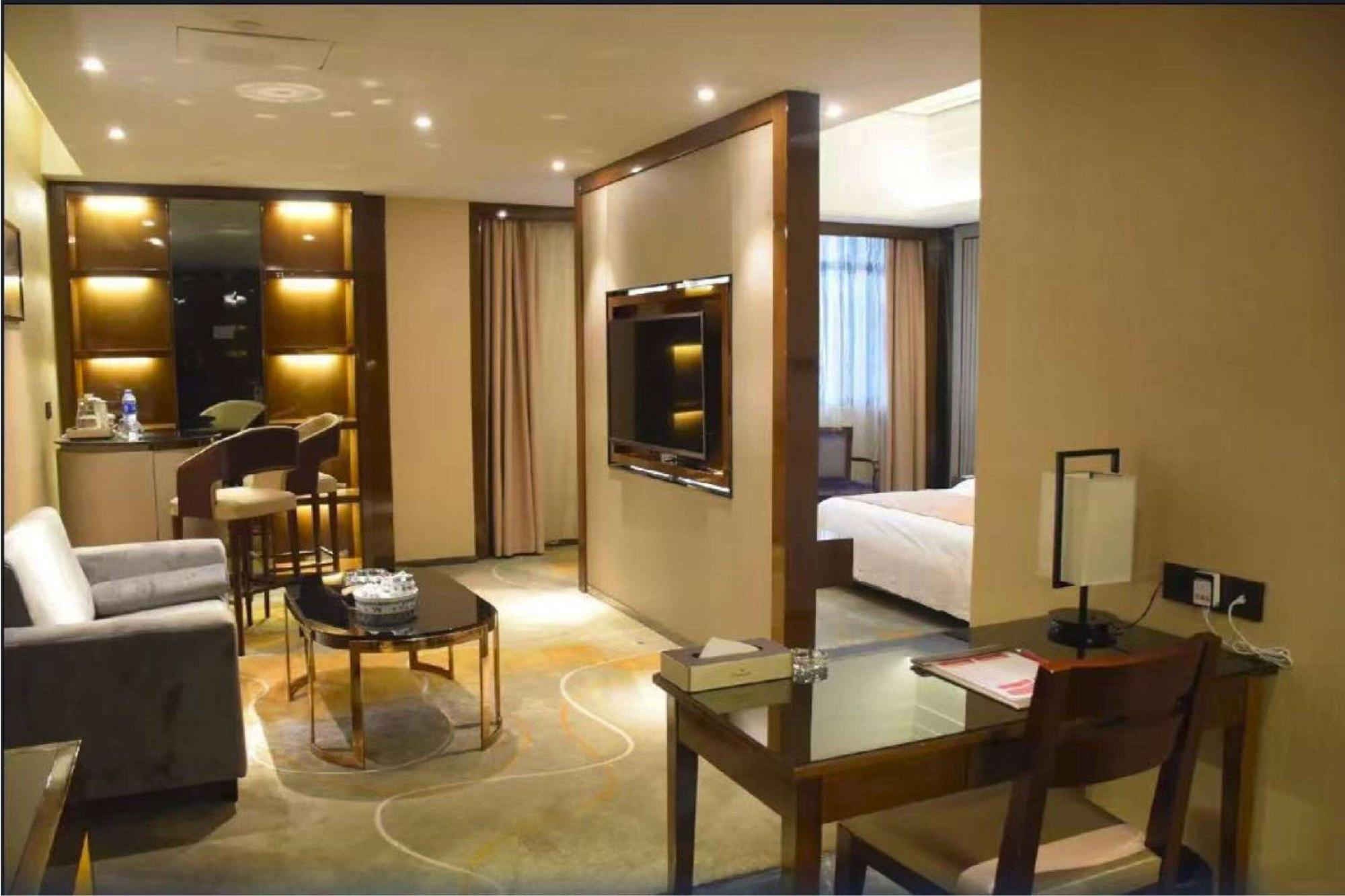 Ramada Foshan Hotel Luaran gambar
